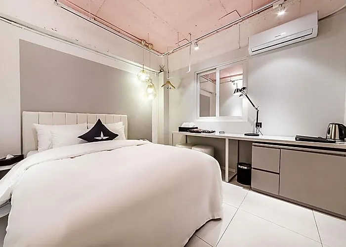 Seollung Star Hotel
